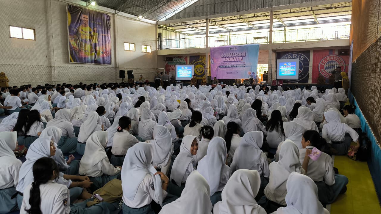 Sosialisasi UU Lalu Lintas di Sekolah, Satlantas Polresta Pontianak Ajak Pelajar Taat Aturan