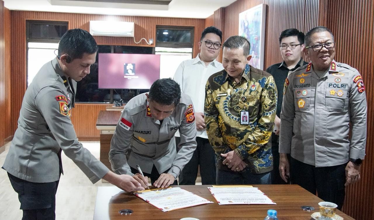 Dukung Pendidikan Pasca Bencana, Kapolda Aceh Terima 1,2 Juta PIN E-Learning