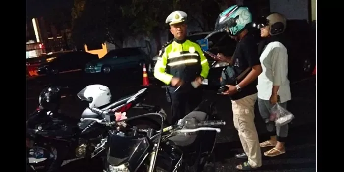 Balap Liar dan Knalpot Brong Ditertibkan Satlantas Polres Karanganyar di Sepanjang Jalan Lawu