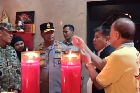 Kapolda Babel Irjen Viktor Sihombing Turun Langsung Kawal Malam Imlek, Ribuan Lampion Hiasi Langit Pangkalpinang