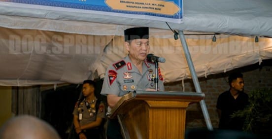 Safari Ramadan Humanis, Wakapolda Sumbar Shalat dan Berdialog Langsung dengan Warga Huntara