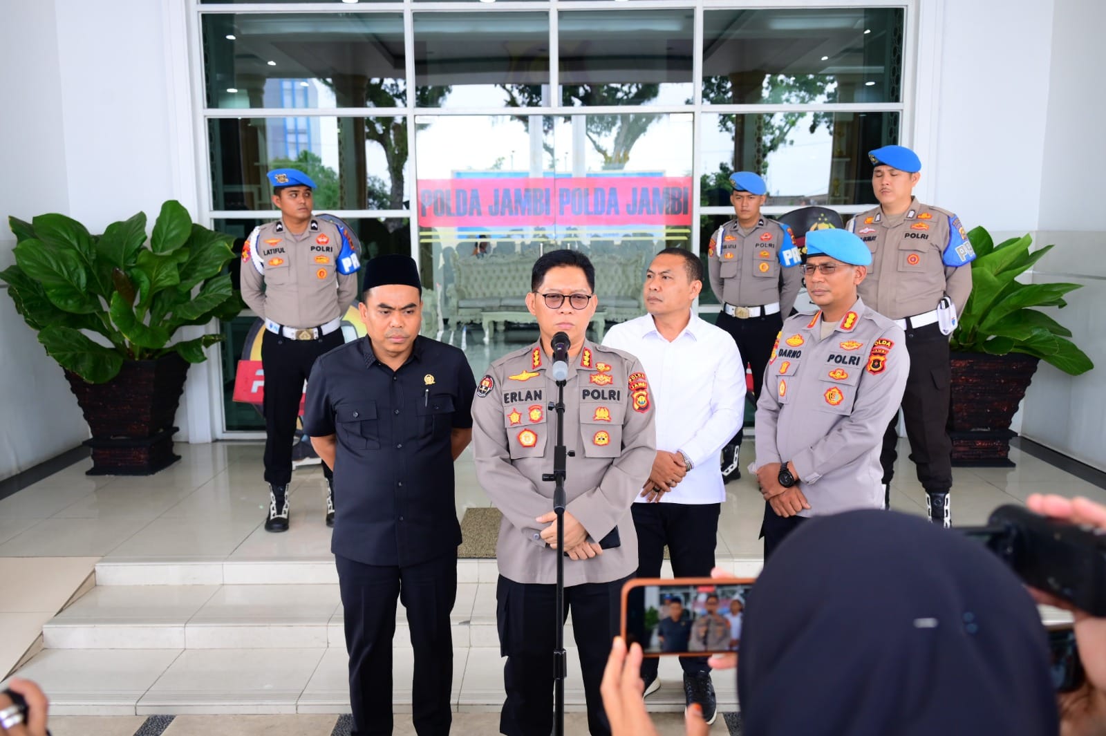 Komisi I DPR Kota Jambi Tinjau Langsung Penanganan Kasus Asusila di Polda Jambi