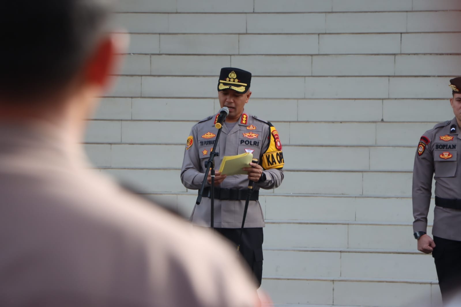 Kapolresta Pontianak Pimpin Apel Purna Bhakti Tiga Personel Polresta Pontianak