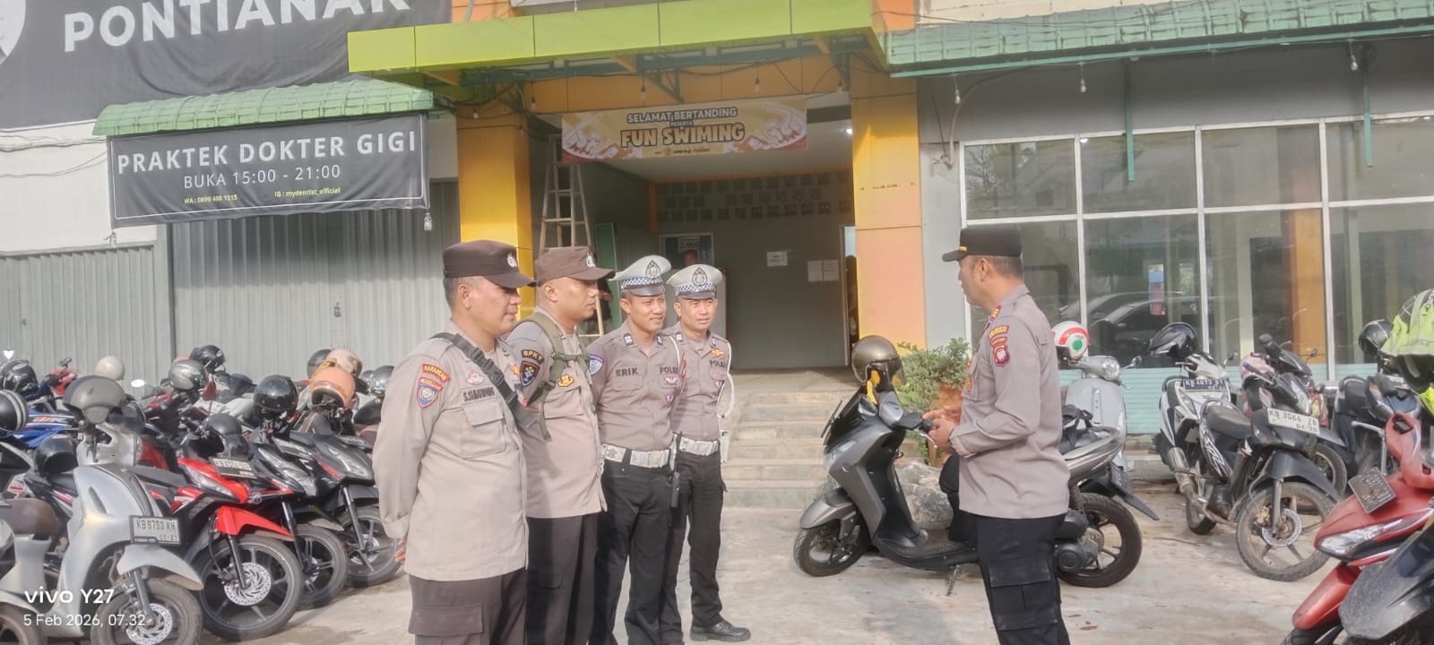 Pengamanan Event Swimming With Aming Coffee Dilaksanakan Polsek Pontianak Kota