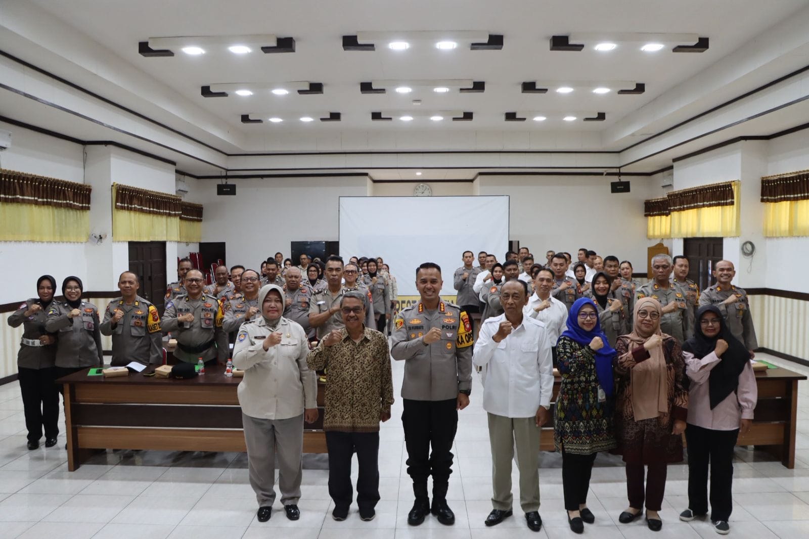 Koperasi Kurnia Polresta Pontianak Gelar RAT 2025, Evaluasi Kinerja dan Susun Program 2026