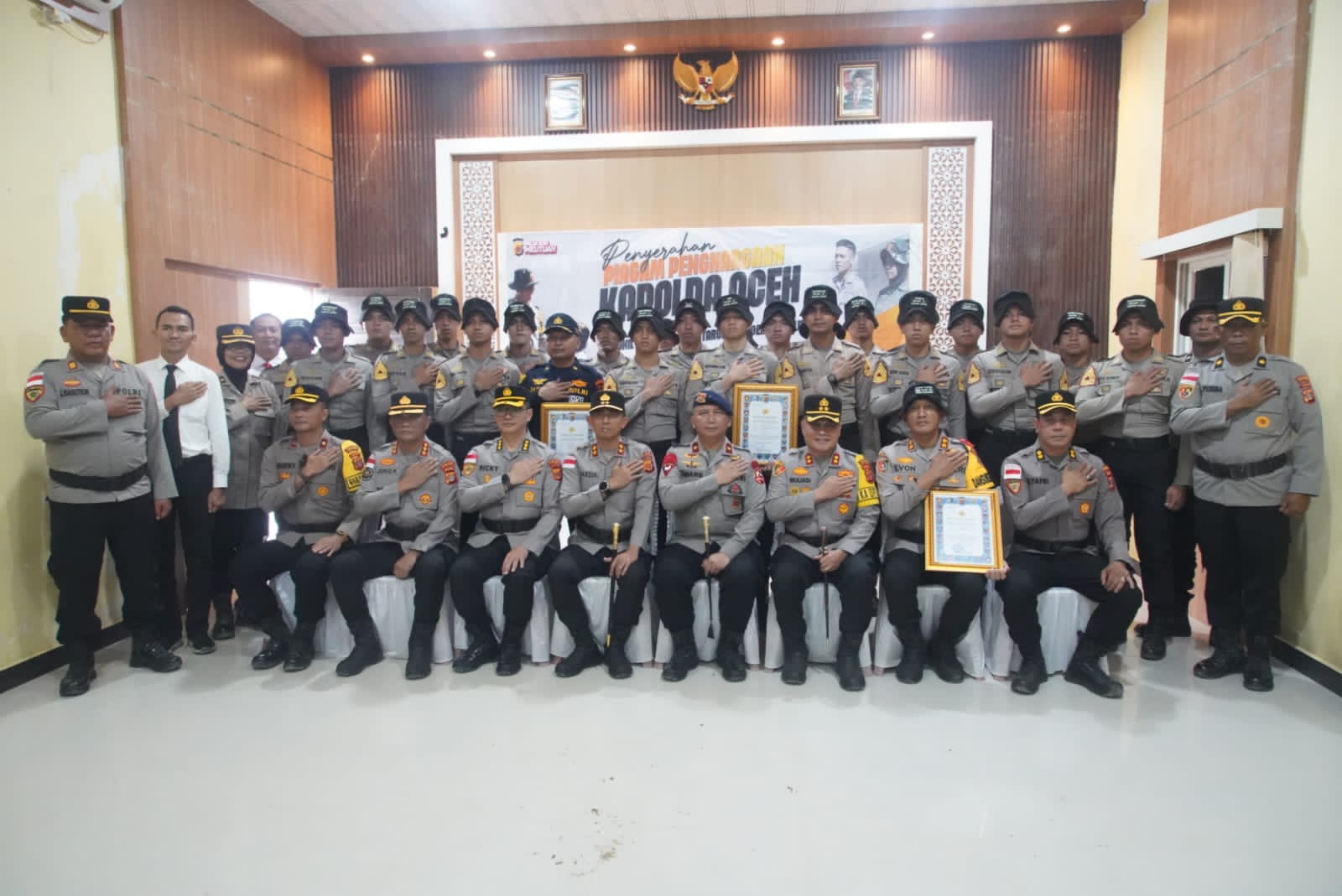 Aksi Kemanusiaan di Aceh Tamiang Berbuah Penghargaan dari Kapolda Aceh
