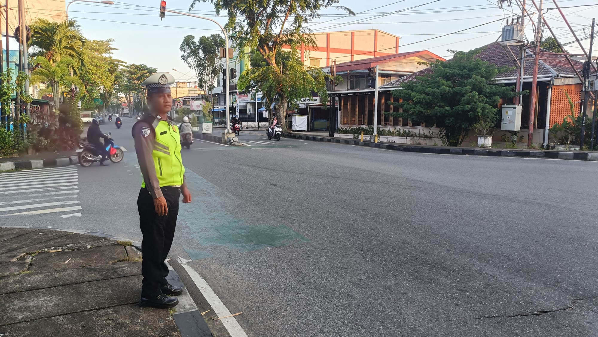 Personel Polsek Pontianak Kota Fokus Jaga Keamanan dan Ketertiban Run for Charity