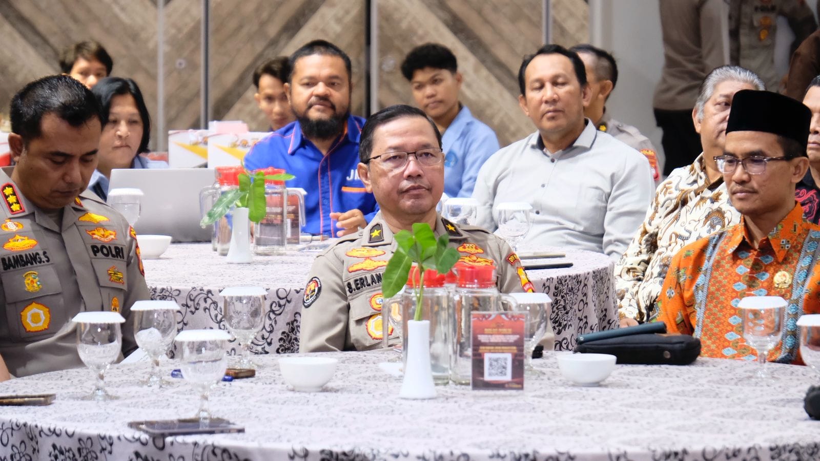 Wakapolresta Pontianak Hadir dalam Dialog Publik Menuju Indonesia Emas 2045