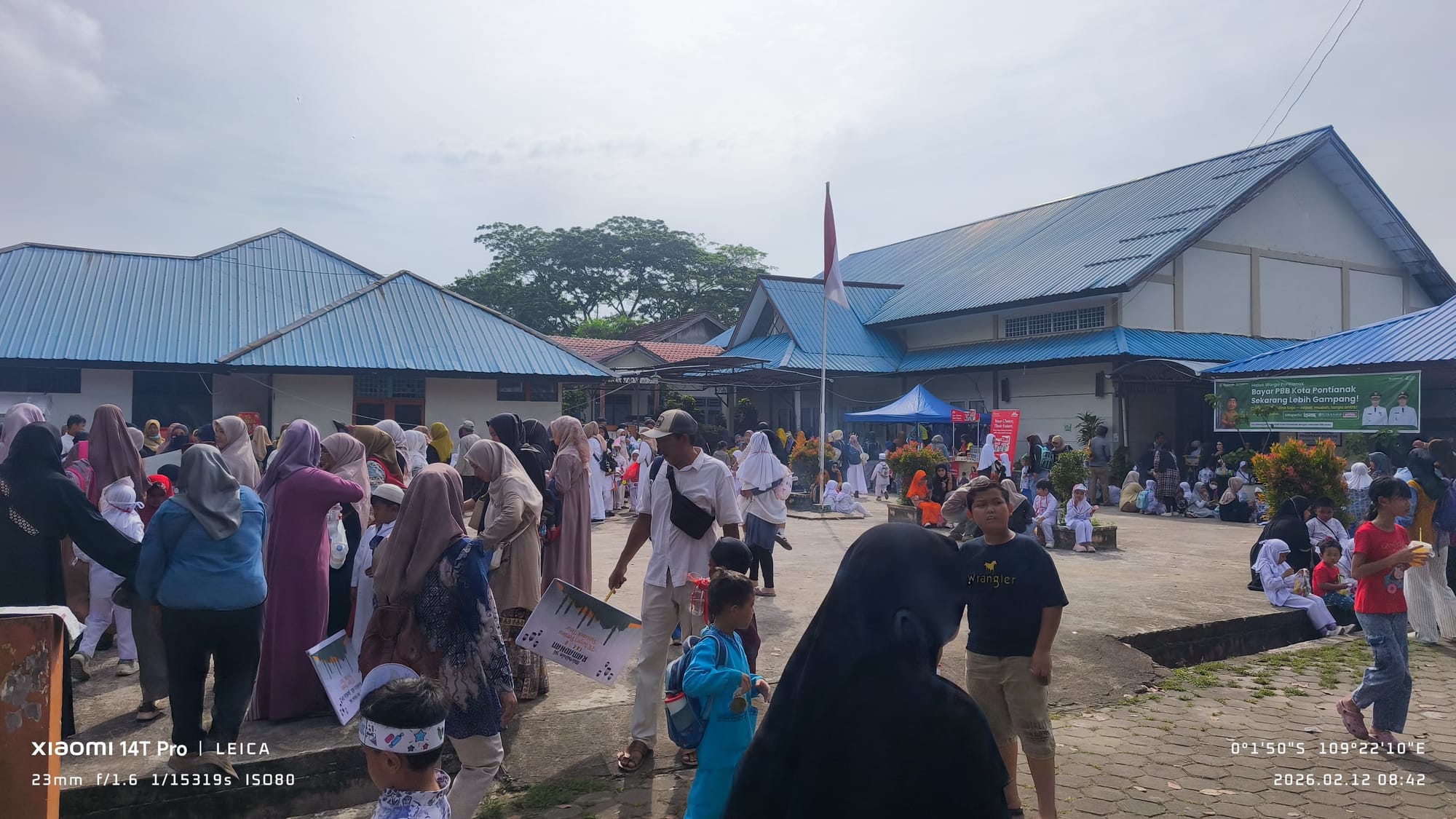 Polsek Pontianak Timur Jaga Kelancaran Lalu Lintas Saat Pawai Ta’aruf