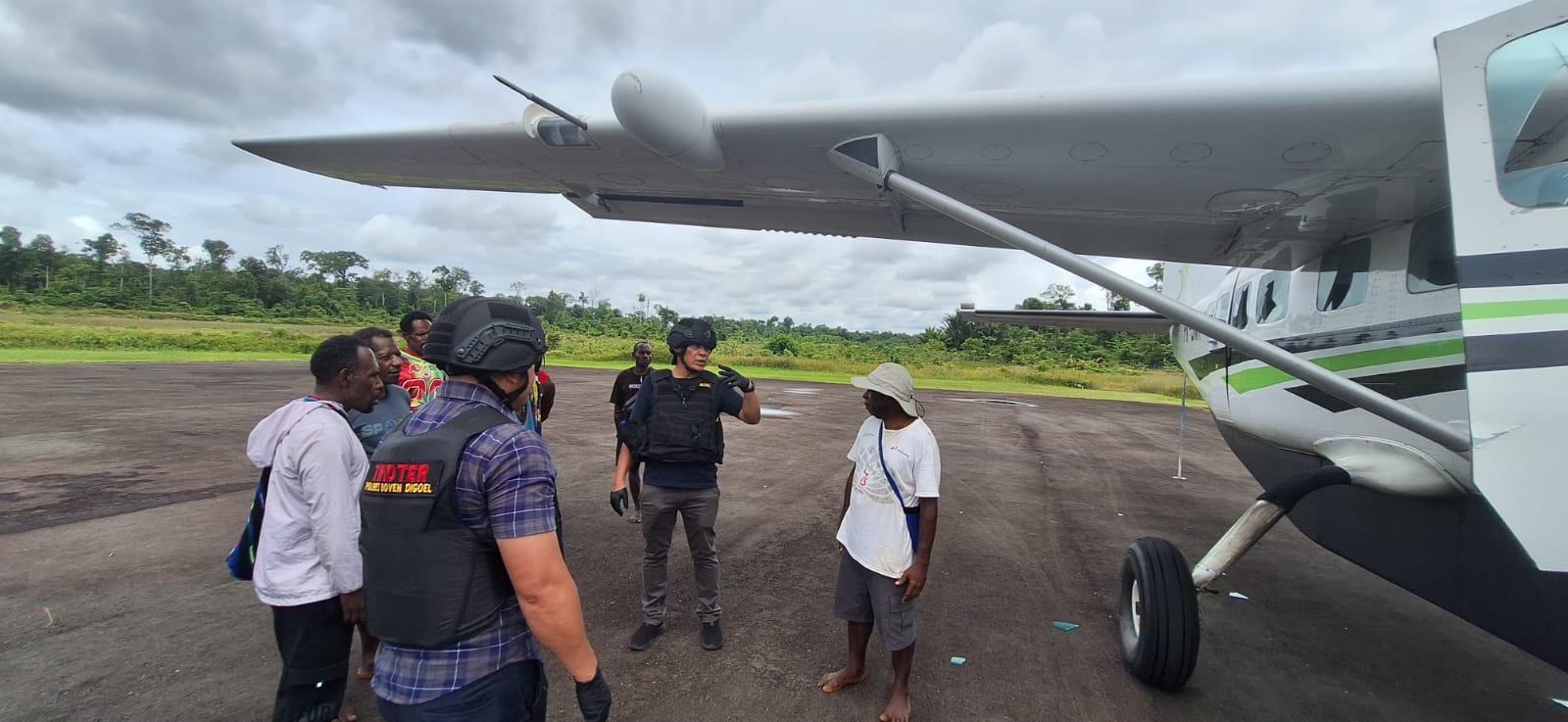 Rentetan Tembakan di Korowai Sisakan 13 Lubang Peluru, Satgas Damai Cartenz Siaga Ketat Amankan Tiga Titik Rawan