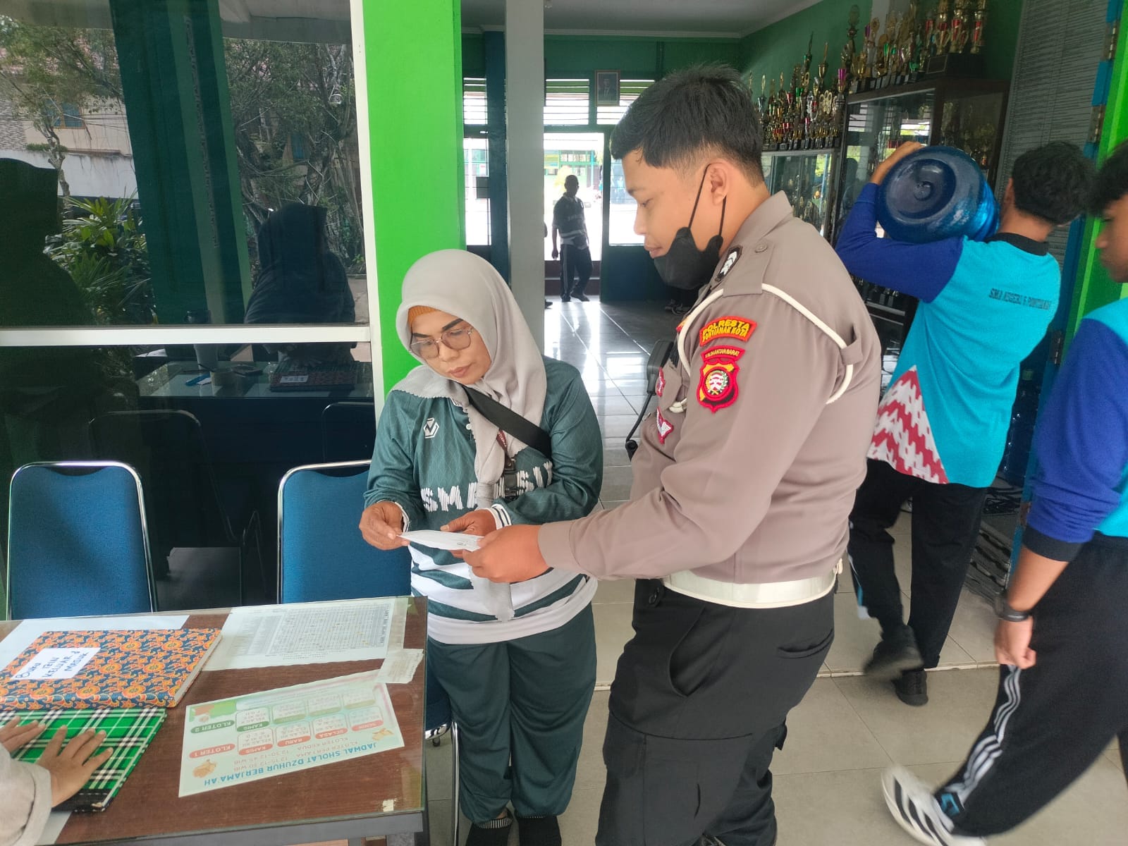 Operasi Edukasi Dimulai, Pelajar Pontianak Timur Diminta Tertib Lalu Lintas