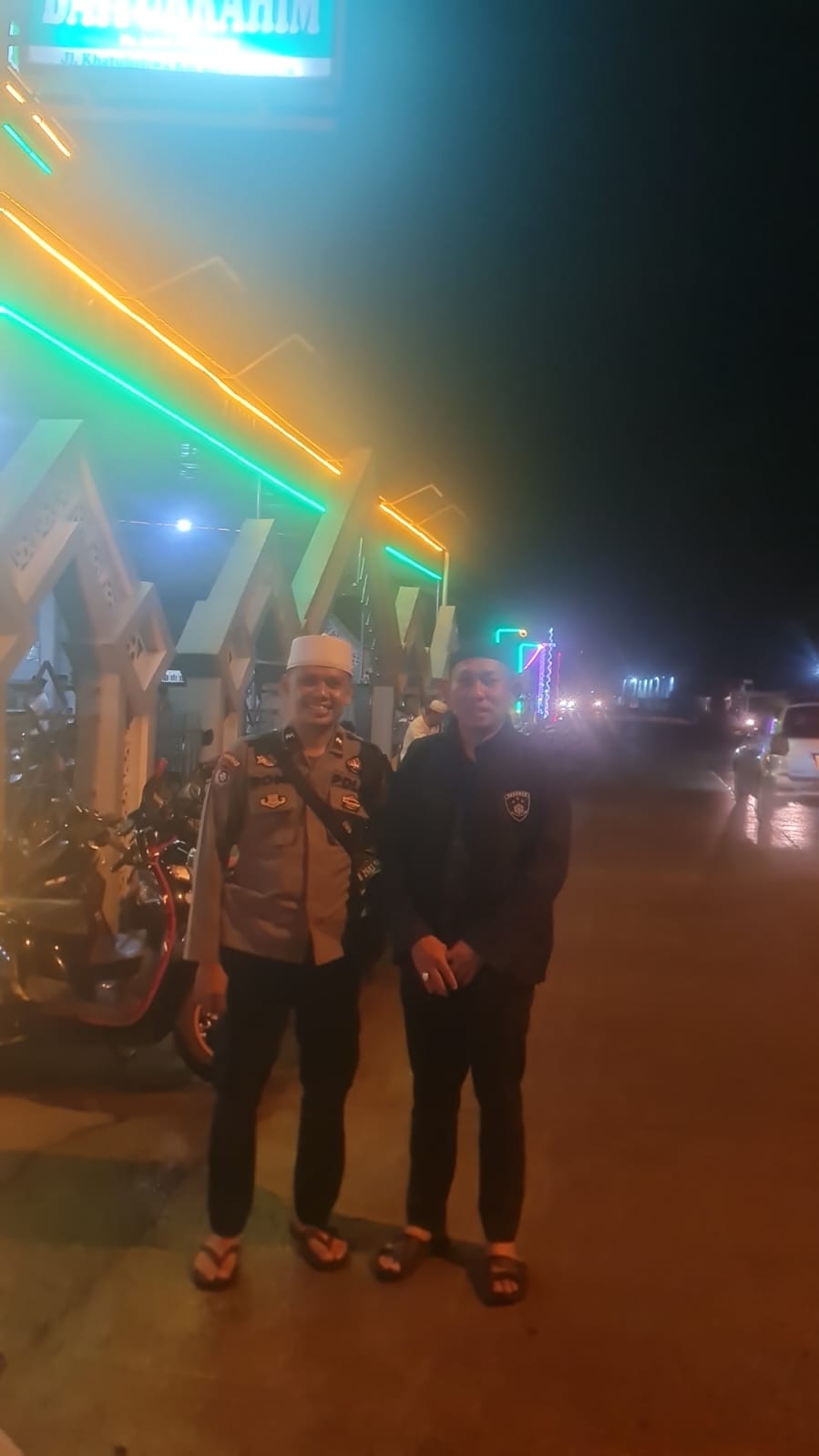 Tarawih Perdana Berjalan Kondusif, Polisi Lakukan Pengamanan Terbuka dan Tertutup