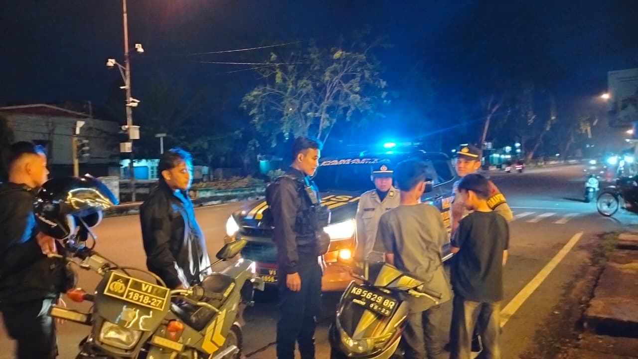 Jaga Keamanan Ramadan, Personel Polresta Pontianak Turun ke Permukiman Warga