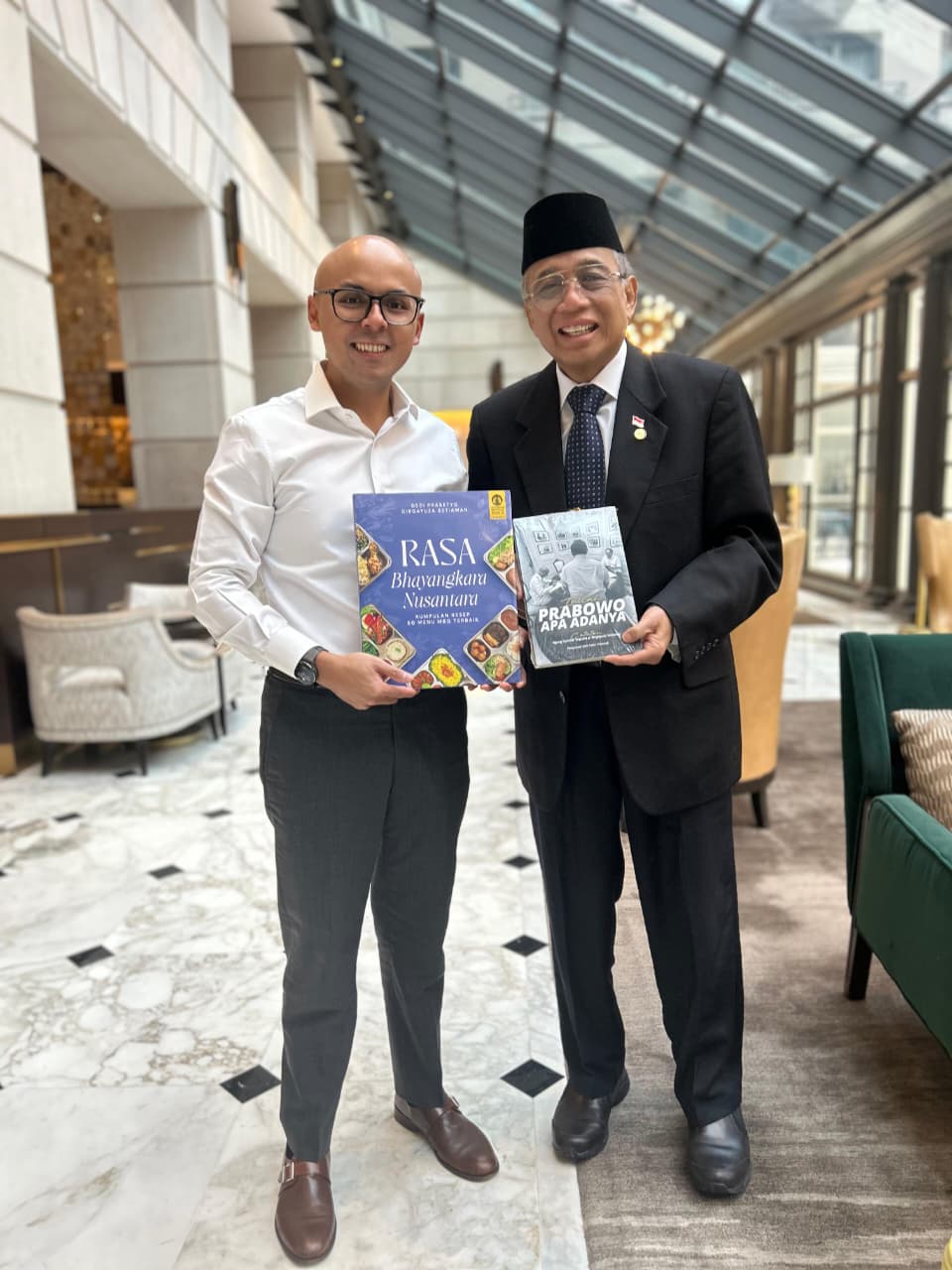 Buku Rasa Bhayangkara Nusantara Tembus Amerika Serikat, Perkuat Diplomasi Kultural Presiden Prabowo