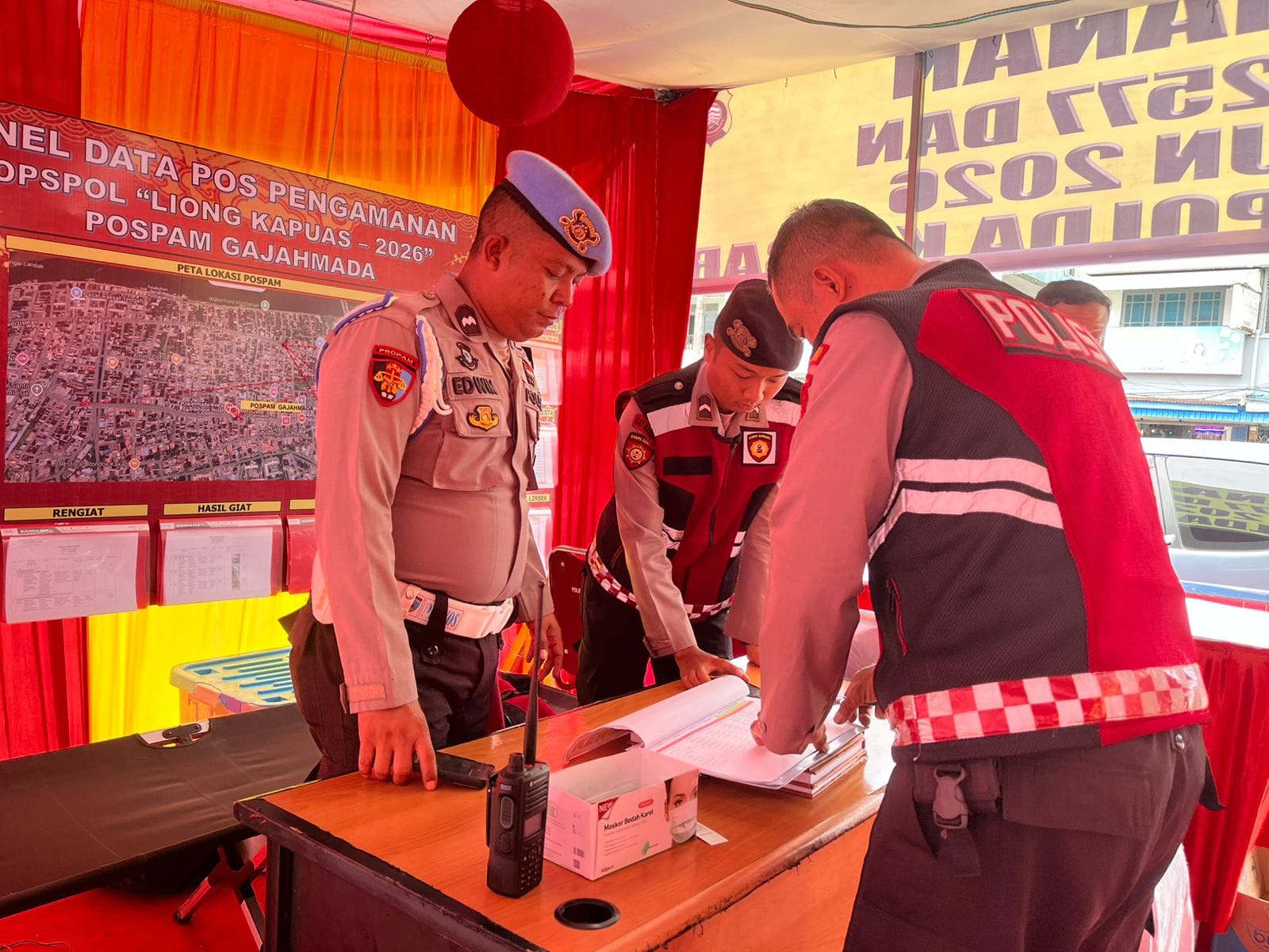 Subsatgas Propam Lakukan Pengawasan Melekat di Pos Pam Ops Liong Kapuas 2026