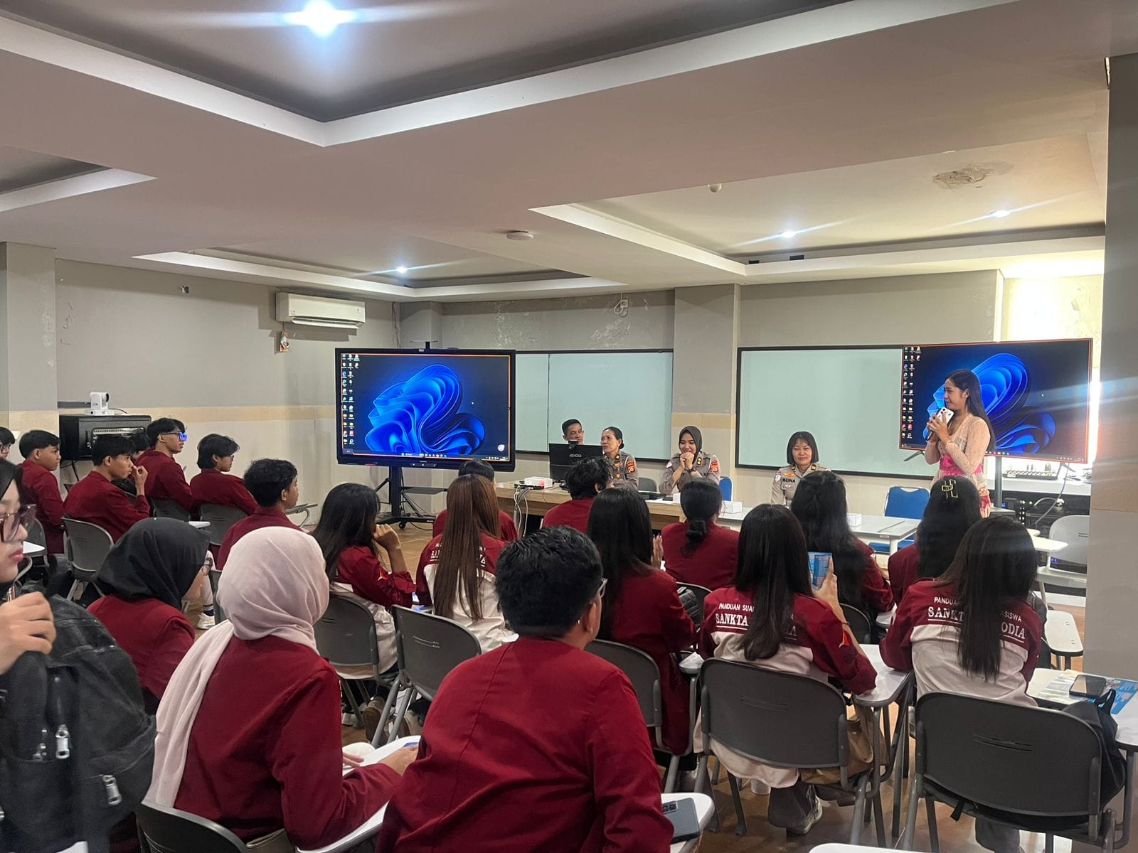 Serap Aspirasi Mahasiswa, Program Minggu Kasih Polda Bali Gaungkan Tertib Berkendara di Era Digital