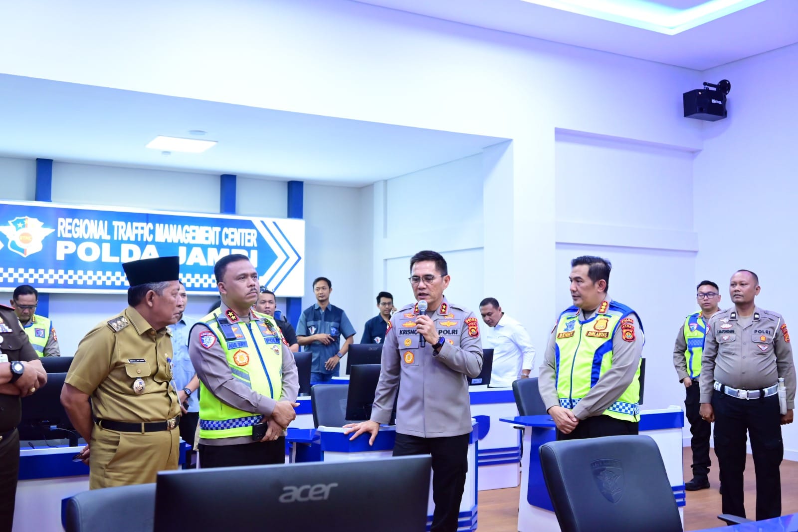 RTMC Baru Diresmikan, Polda Jambi Percepat Digitalisasi Layanan dan Pengawasan Lalu Lintas di Era Modern