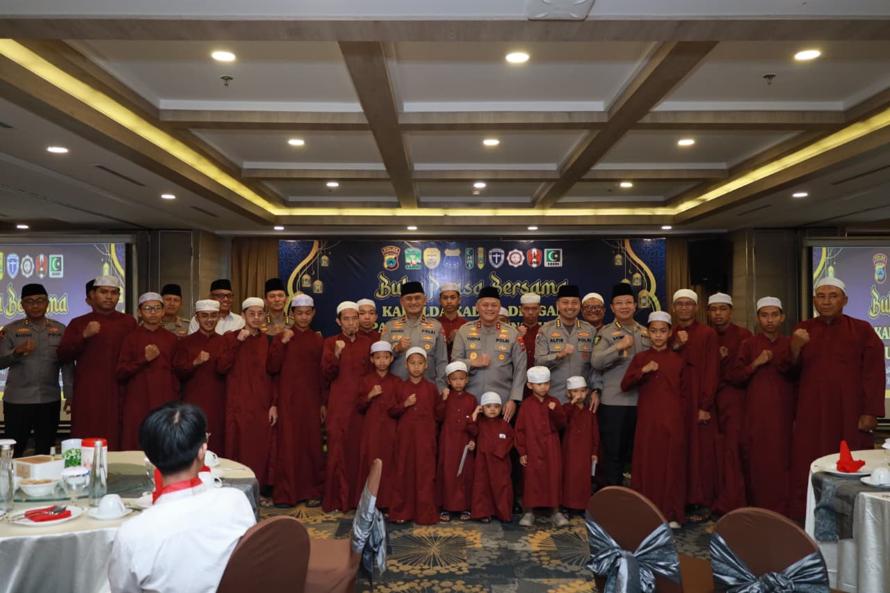 Kapolda Kalsel Ajak Mahasiswa Jaga Kondusivitas Saat Buka Puasa Bersama OKP Cipayung Plus