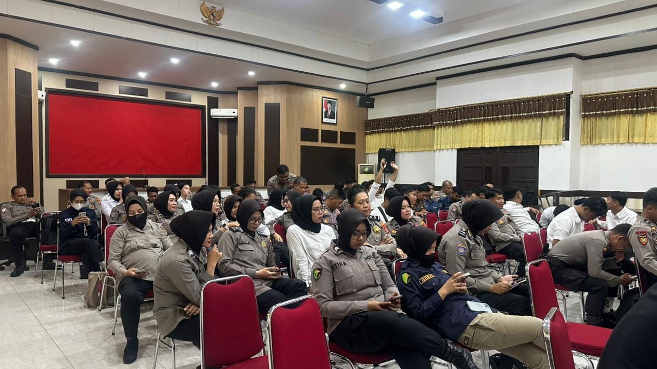 Optimalkan Peran Humas, Polresta Pontianak Laksanakan Tes E-Learning Personel