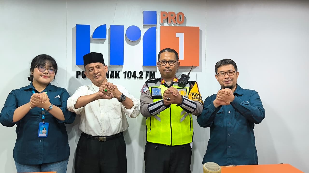 Lewat RRI Pontianak, Kasat Lantas Ajak Warga Sukseskan Program Kampung Zero Laka