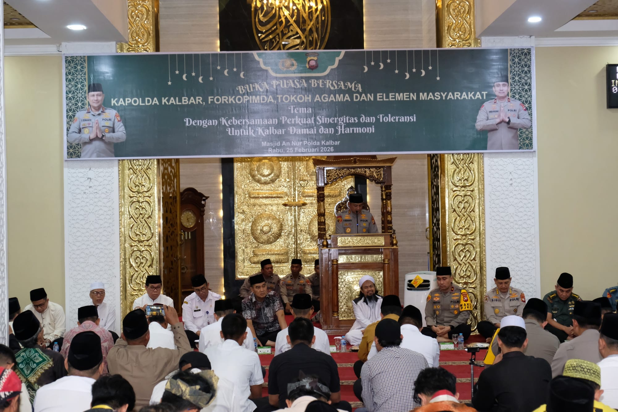 Kapolda Kalbar Satukan Forkopimda, Media hingga Anak Yatim dalam Buka Puasa Akbar, Tegaskan Komitmen Jaga Harmoni