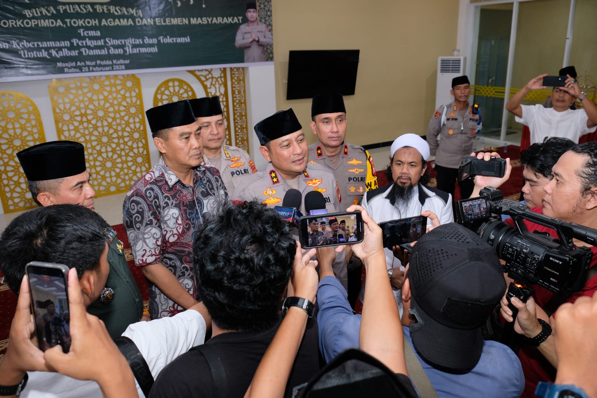 Buka Bersama Lintas Elemen, Polda Kalbar Perkuat Sinergi dan Toleransi Demi Kamtibmas Kondusif
