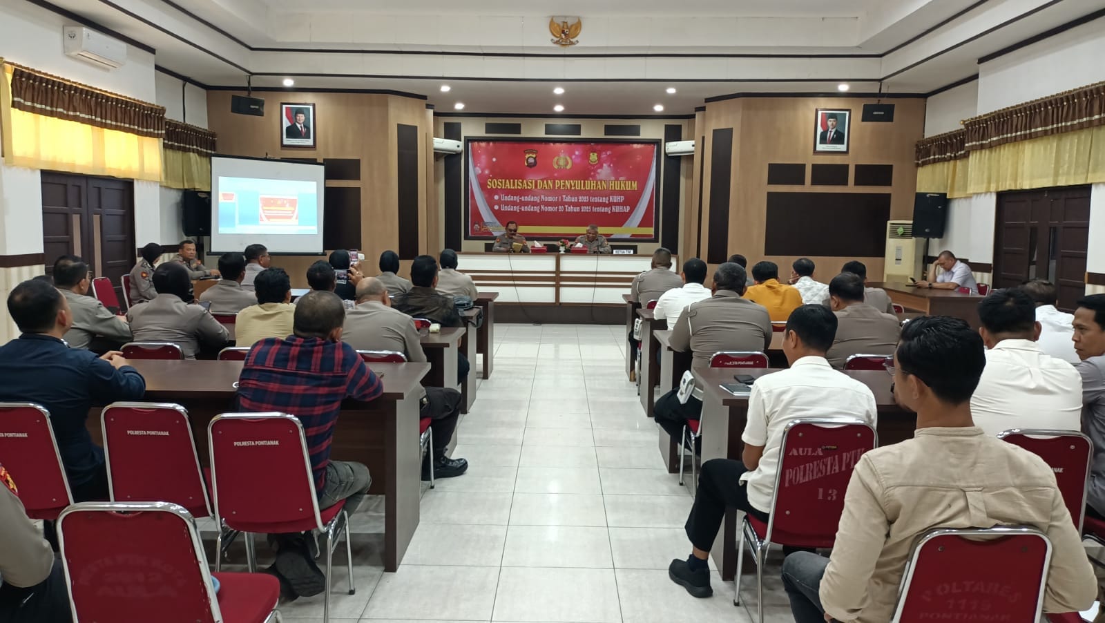 Tingkatkan Pemahaman Personel, Polresta Pontianak Gelar Sosialisasi KUHP dan KUHAP Terbaru
