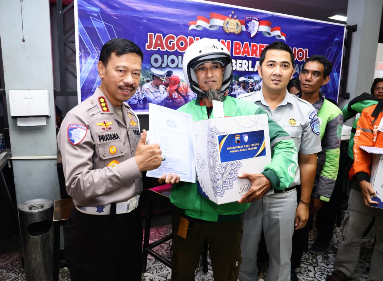 Humanis dan Solutif, Ditlantas Polda Jateng Buka Warung Pojok Ojol, Ada Charger dan Kopi Gratis!