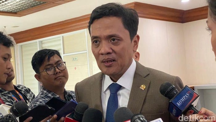 Ketua Komisi III DPR Bongkar Dugaan Agenda Tersembunyi di Balik Reformasi Polri