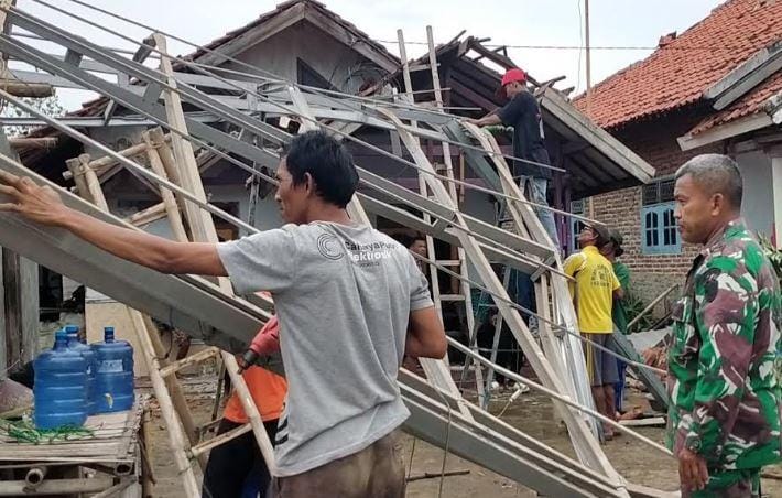 Puting Beliung Terjang 5 Desa di Klaten, Ratusan Rumah Rusak