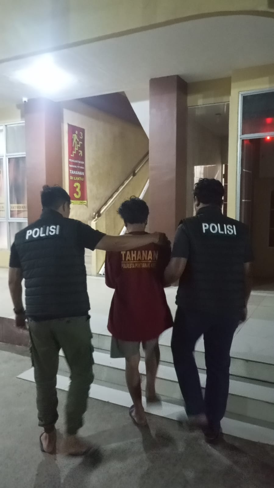 Tim Jatanras Polresta Pontianak Amankan Terduga Pencuri HP di Masjid As-Salam
