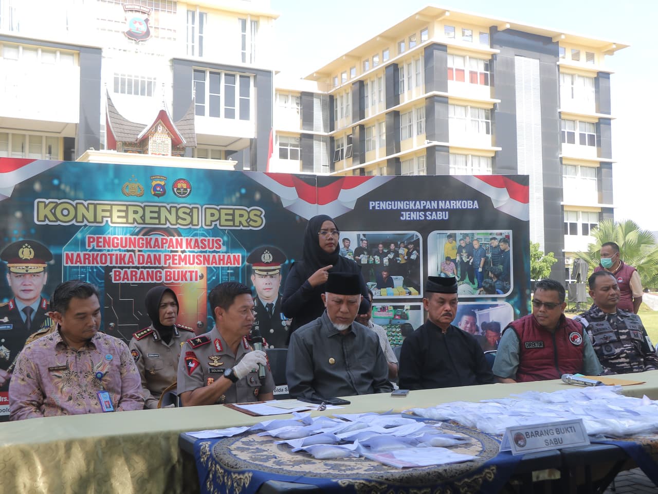 Polda Sumatera Barat Amankan 6,4 Kg Sabu, Puluhan Ribu Jiwa Terselamatkan