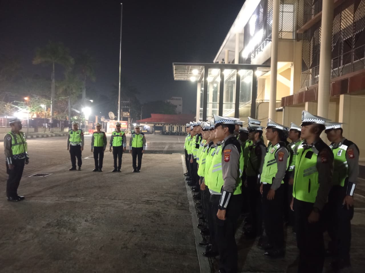 Antisipasi Balap Liar, Satlantas Polresta Pontianak Laksanakan Pengaturan Lalu Lintas Subuh Ramadan