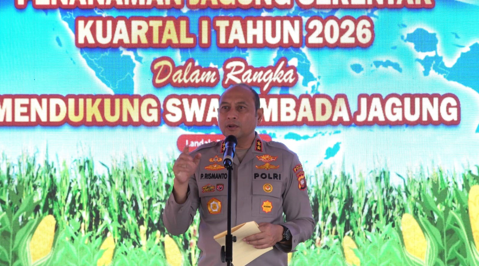 Penanaman Jagung Serentak Digelar di Landak, Kapolda Kalbar Turun ke Lapangan