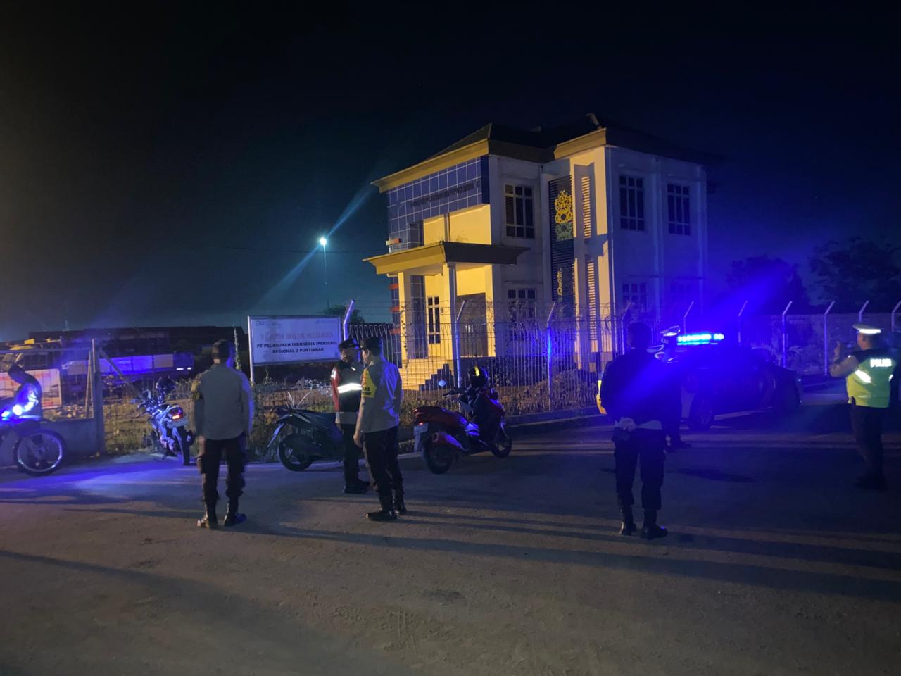 Personel Polsek Pontianak Barat Intensifkan Patroli Malam Minggu di Wilayah Hukum