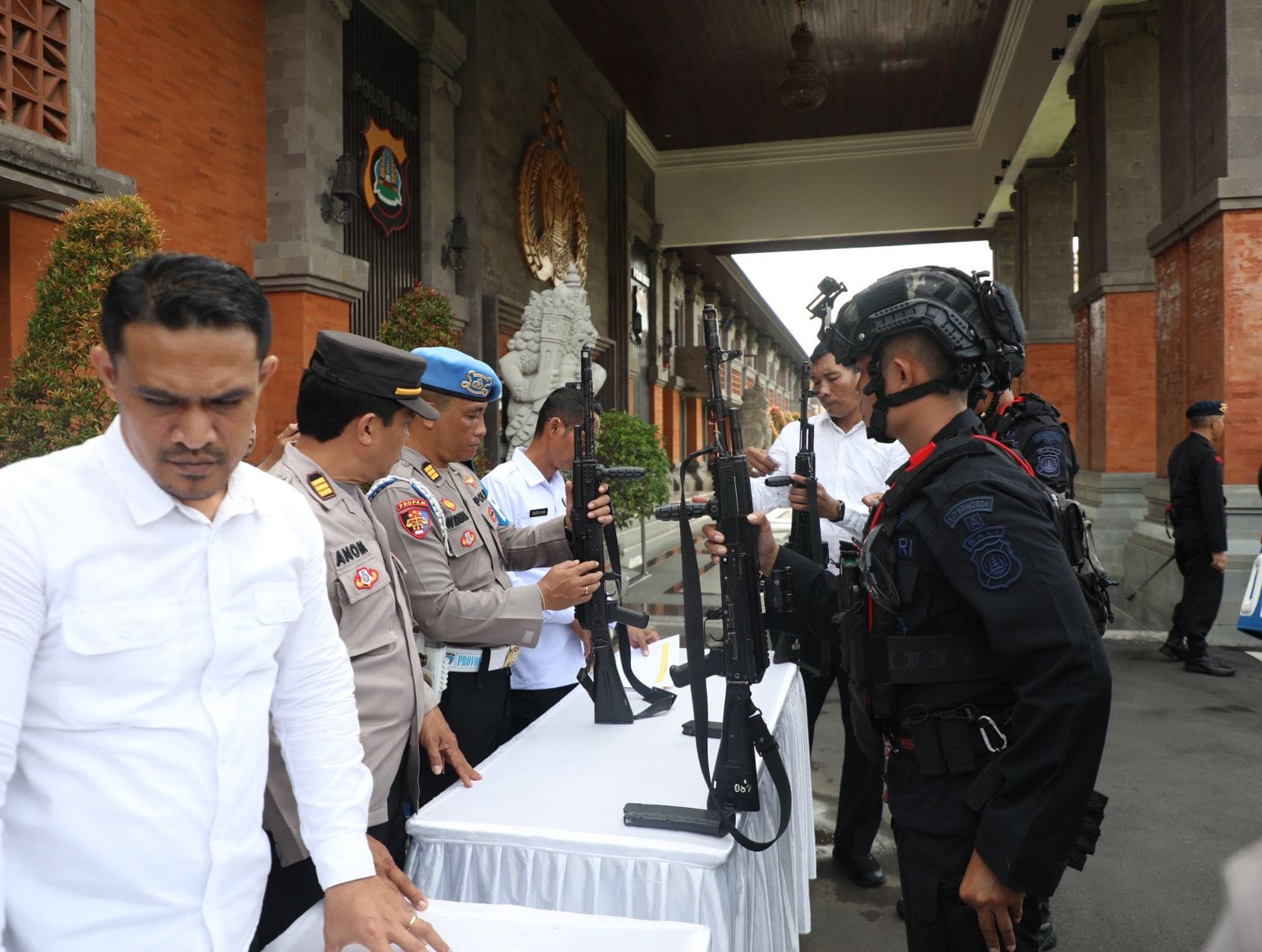 Hindari Penyalahgunaan Senjata Api Bid Propam Polda Bali Lakukan Pengecekan