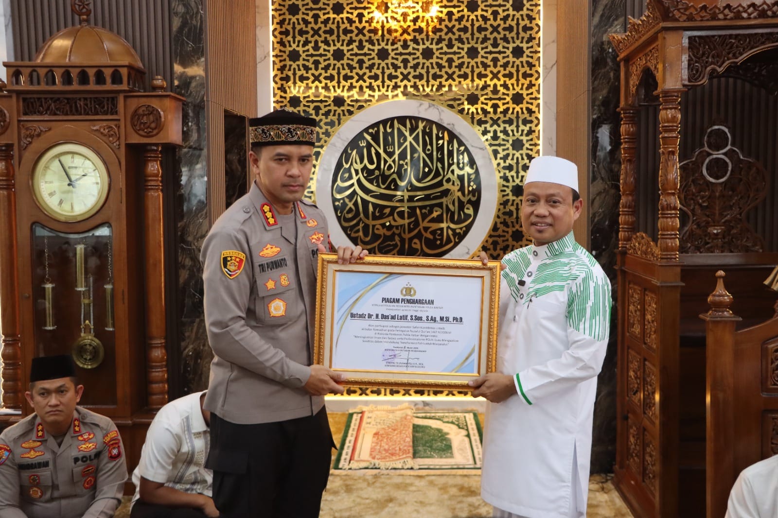 Safari Kamtibmas Ramadan Polresta Pontianak Dimeriahkan Tausiah Ustadz Das’ad Latif
