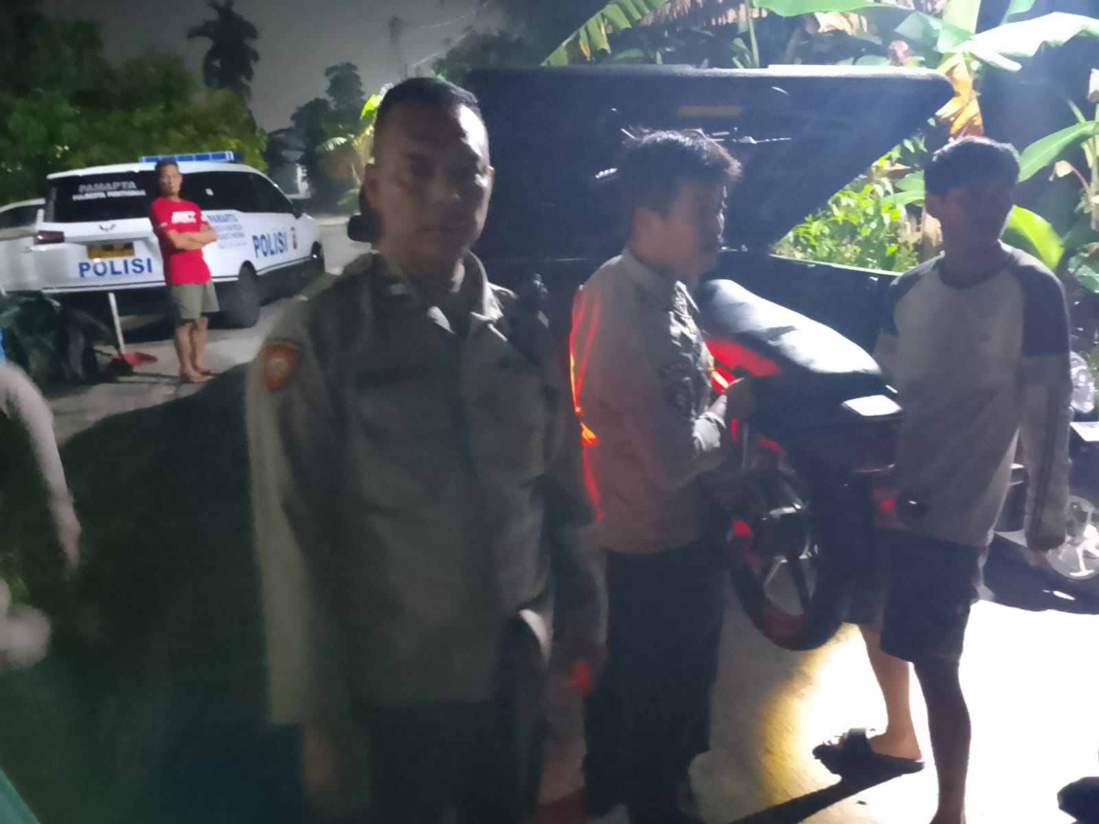 Diduga Pesta Lem, Sepeda Motor Malah Tertinggal di Lokasi