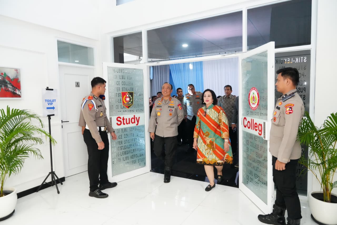 Wakapolri Resmikan Pusat Studi R. Soepomo di PTIK, Perkuat Kebijakan Polri Berbasis Riset dan Data