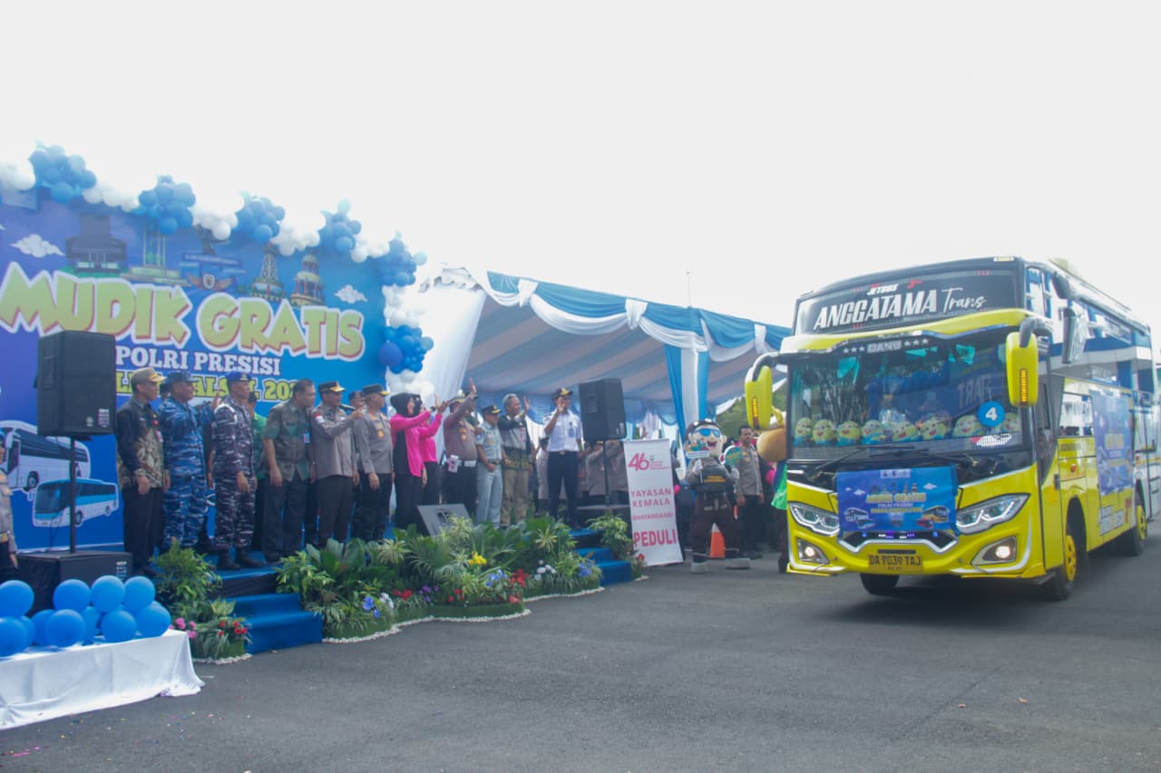 Ratusan Pemudik Diberangkatkan Polda Kalsel lewat Mudik Gratis Polri Presisi 2026