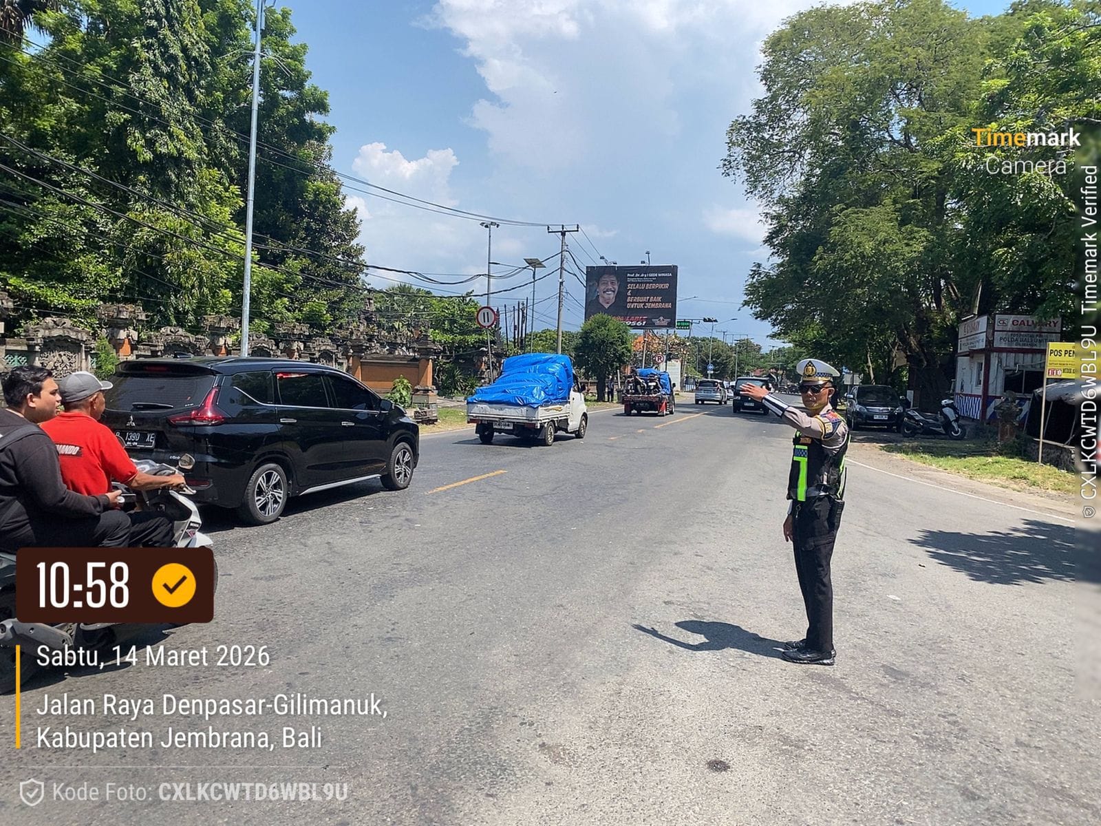 Polda Bali Bergerak Cepat Urai Antrean 10 Kilometer di Gilimanuk Saat Puncak Arus Mudik