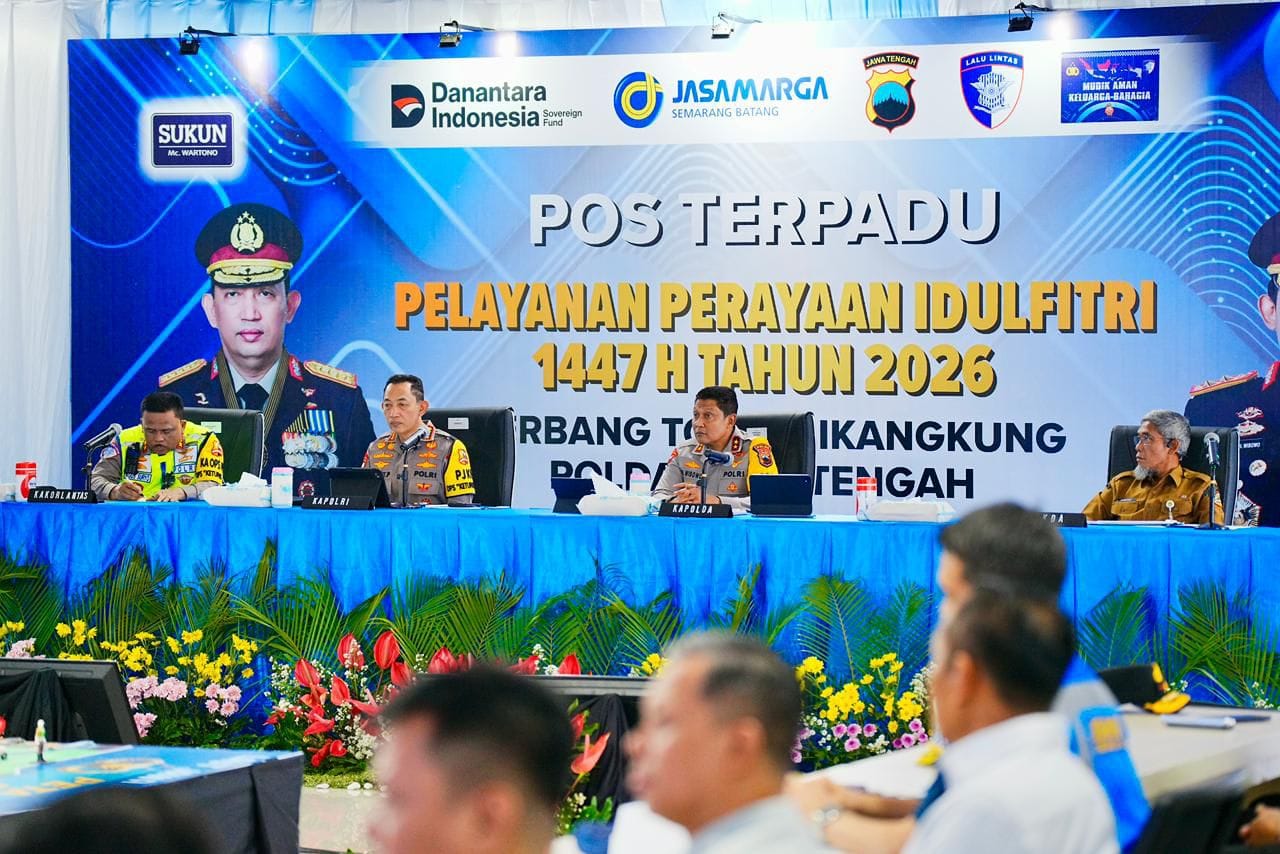 Kapolri Cek GT Kalikangkung, Tegaskan Layanan dan Rekayasa Lalu Lintas Harus Maksimal Jelang Puncak Mudik