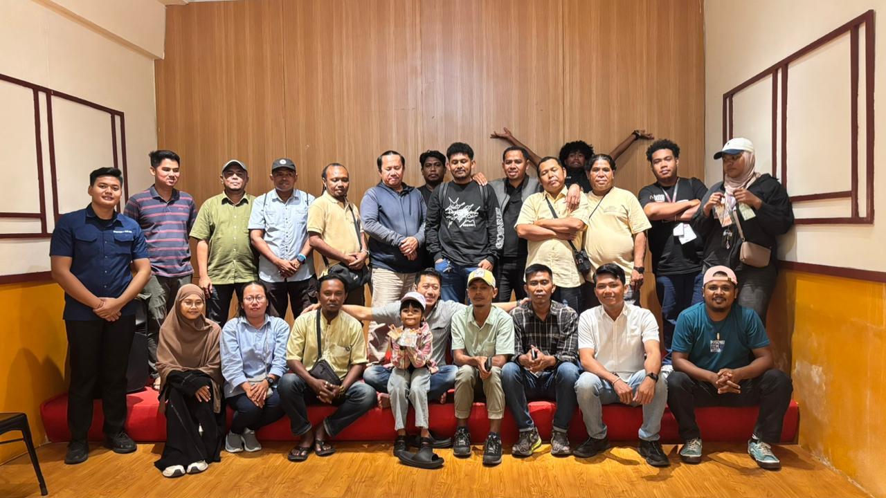 Satgas Ops Damai Cartenz Perkuat Sinergi dengan Wartawan Mimika Lewat Silaturahmi dan Buka Puasa Bersama