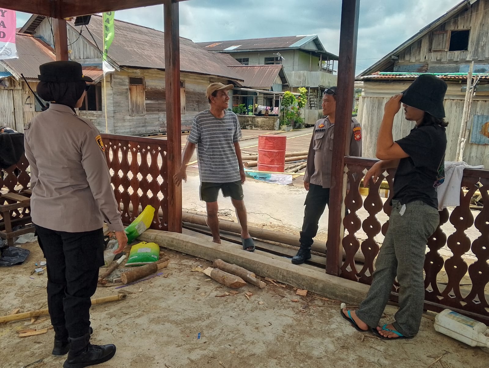 Kapolsek Pontianak Selatan Pastikan Meriam Karbit Berlangsung Aman dan Kondusif