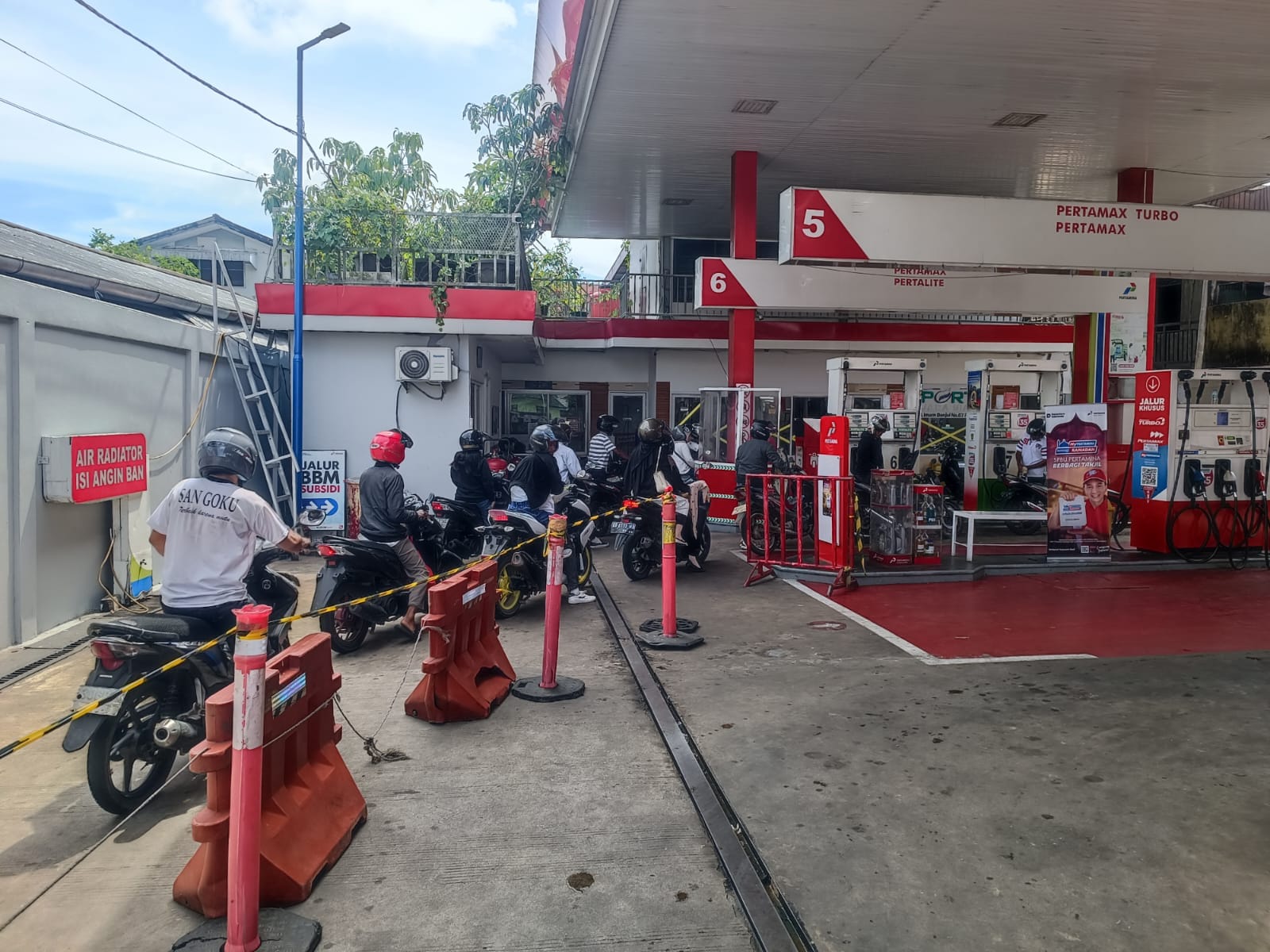 Usai Antrean Panjang, SPBU di Pontianak Selatan dan Tenggara Kembali Normal dan Kondusif