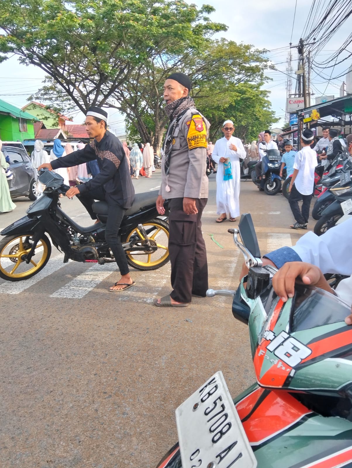 Ciptakan Situasi Kondusif, Polsek Pontianak Barat Amankan Pelaksanaan Shalat Idul Fitri 1447 H