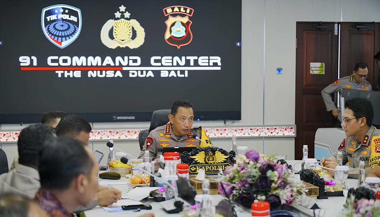 Pantau Sitkamtibmas Nasional dari Bali, Kapolri Pastikan Pengamanan dan Pelayanan Wisata Lebaran Berjalan Optimal
