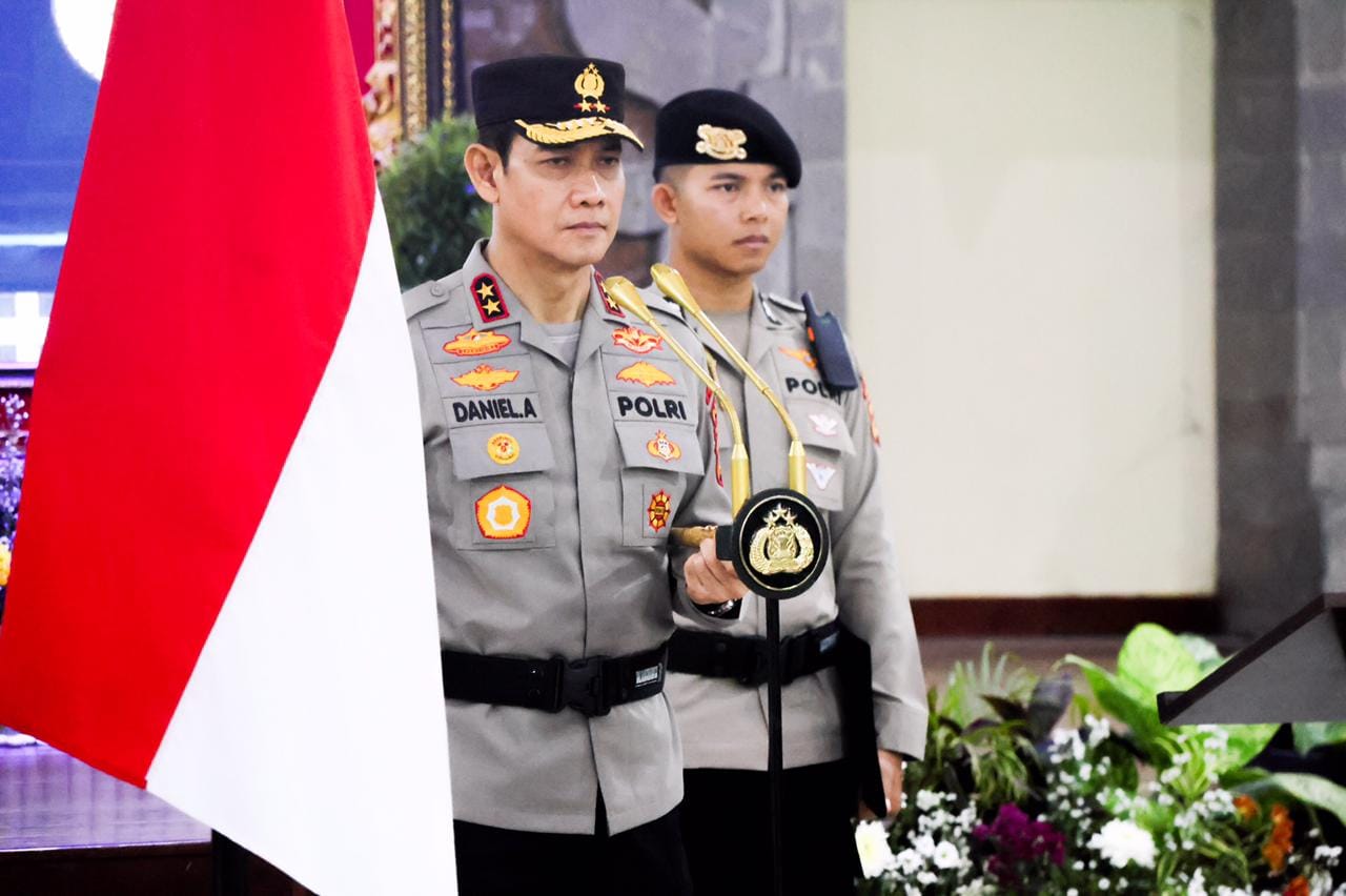 Kapolda Bali Pimpin Sertijab Karo SDM dan Dirintelkam Tekankan Penguatan Organisasi