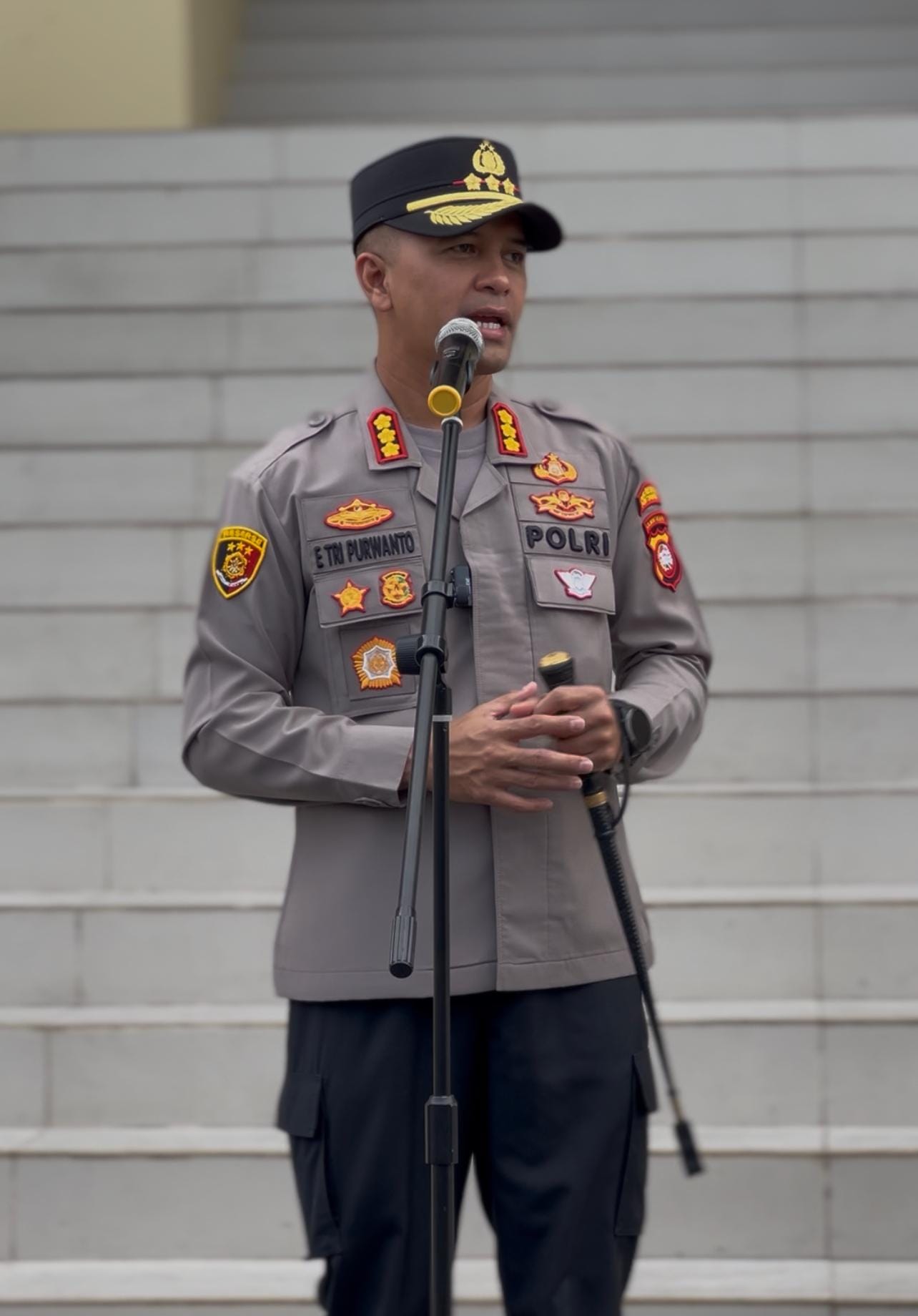 Cegah Kepanikan, Kapolresta Pontianak Ingatkan Masyarakat Bijak dalam Pembelian BBM