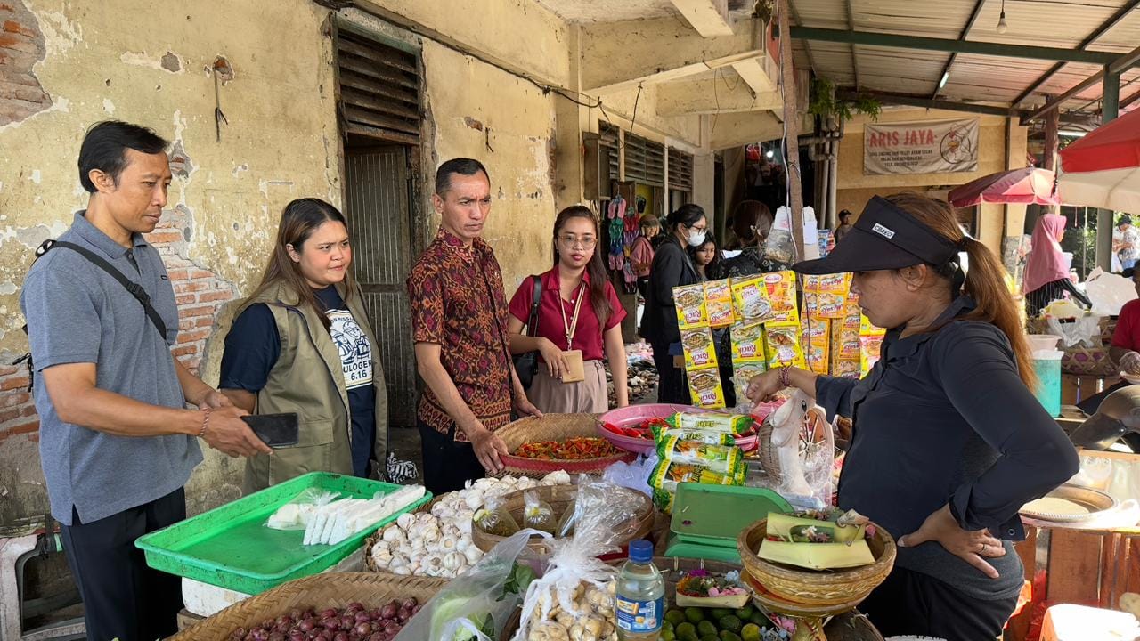 Pastikan Ketersedian Stock dan Harga 14 Bapoting Masyarakat Tetap Stabil, Satgas Pangan Polda Bali Intensifkan Sidak Pasar